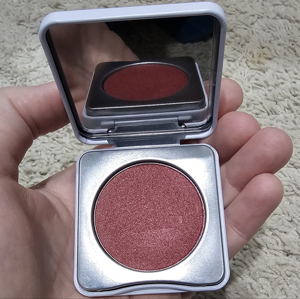 Honest Beauty Lit Powder Blush – Femme (Discontinued)